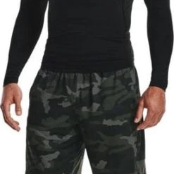 Flash-uitverkoop ???? Under Armour Mannen Longsleeve Sportshirtn - Zwart - Maat S ???? -Rogelli Shop 275x840 2