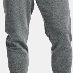 Korting ???? Under Armour UA Rival Fleece Joggers Heren Broek - Maat M ⌛ -Rogelli Shop 457x840