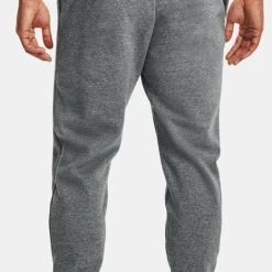 Korting ???? Under Armour UA Rival Fleece Joggers Heren Broek - Maat M ⌛ -Rogelli Shop 466x840
