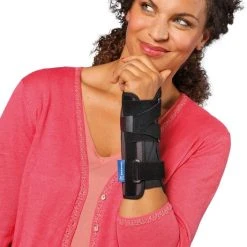 Goedkoop ✔️ Thuasne Ligaflex Classic Polsbrace - 2 - Links - Zwart ⭐ -Rogelli Shop 527x840