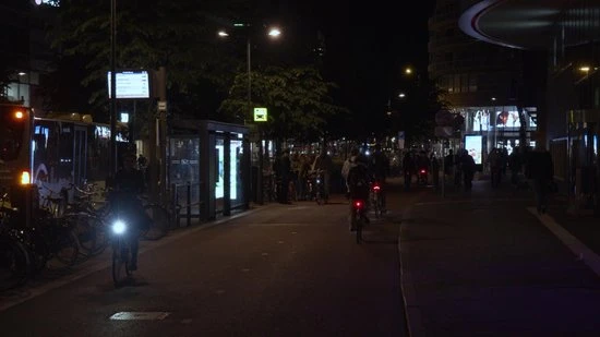Uitgang ✔️ AXA – Niteline T4R - LED Fietslampjes Voor En Achter - Fietsverlichting USB Oplaadbaar ???? 2 Uitgang ✔️ AXA – Niteline T4R - LED Fietslampjes Voor En Achter - Fietsverlichting USB Oplaadbaar ???? - Afbeelding 2