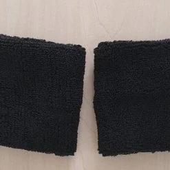 Goedkoop ???? Ecorare Zweetbandjes - Pols – Set Van 2 - Unisex - Sportarmband - 8 X 7 Cm - Zwart - 2 Stuks ⌛ 7 Goedkoop ???? Ecorare Zweetbandjes - Pols – Set Van 2 - Unisex - Sportarmband - 8 X 7 Cm - Zwart - 2 Stuks ⌛ -Rogelli Shop 550x315 1