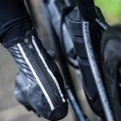 Uitgang ???? Rogelli 2sQin Overschoenen Fiets - Zwart - Maat 42/43 ???? -Rogelli Shop 550x366 43