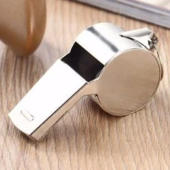 Flash-uitverkoop ???? Pippashop 2 Stuks Metalen Scheidsrechter Fluitjes ✨ -Rogelli Shop 550x403 1