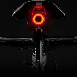 Beste deal ???? Rockbros Slim Fiets Achterlicht, Automatische Rem Sensor, IPx6 Waterdicht LED, Via USB Opladen, Met Zadelbevestiging, Slimme Fietsverlichting ???? -Rogelli Shop 550x515 8