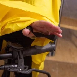 Beste Verkoop ???? LOWLAND OUTDOOR® Fietsponcho 100% Waterdicht (10.000mm) - Ademend (8.000g/M²) PFAS Vrij! ???? -Rogelli Shop 550x550 173