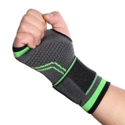 Hete verkoop ???? Fusive Polsbrace - Professionele Pols Bandage - Polsklachten - Tennis / Basketbal / Boxen / Fitness ???? -Rogelli Shop 550x550 245