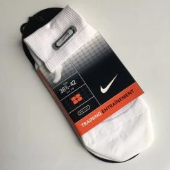 Gloednieuw ???? Nike Training Sokken - Maat M (beschadigd Logo, Zie Omschrijving) ✨ -Rogelli Shop 550x550 547