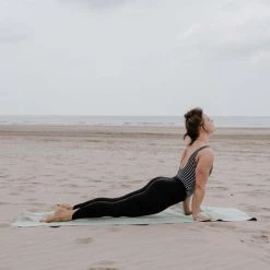 Beste deal ???? FLXBL Yoga Mat Anti Slip - Eco Yogamat Met Antislip Toplaag - Sage ✨ -Rogelli Shop 550x550 627