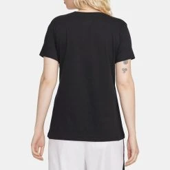 Beste Verkoop ???? Nike Sportswear Club Dames T-Shirt - Zwart - Maat M ⭐ -Rogelli Shop 550x562 5