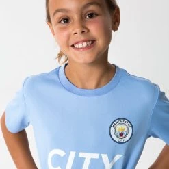 Begroting ???? Manchester City Thuis Tenue 22/23 Kids - Voetbaltenue Kinderen - Maat 164 ???? -Rogelli Shop 550x563 2