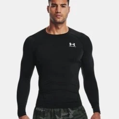 Kopen ⌛ Under Armour Mannen Longsleeve Sportshirt - Zwart - Maat XXL ???? -Rogelli Shop 550x652 2