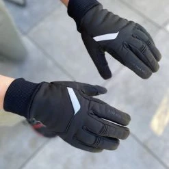 Kopen ✔️ Luxe Winter Handschoen - Warm Door Dikke Stof En Thinsulate - Waterproof - Windvrij - Touchscreen Fietshandschoen - Reflecterend - Unisex R2 -R2 - Storm Winter Fietshandschoenen - Zwart - Maat XXL / 10 ???? -Rogelli Shop 550x733 23