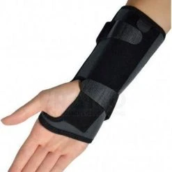 Goedkoop ✔️ Thuasne Ligaflex Classic Polsbrace - 2 - Links - Zwart ⭐ -Rogelli Shop 550x737 1