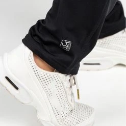 Korting ⭐ Sjeng Sports Montez Trainingsbroek Dames Trainingsbroek - Maat M - Vrouwen - Zwart ???? -Rogelli Shop 550x823 3